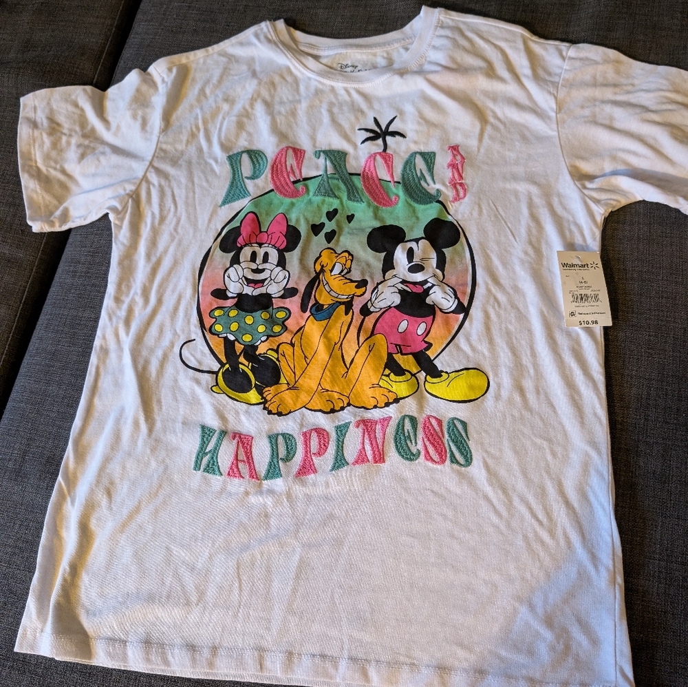 Disney Mickey Mouse T-shirt!